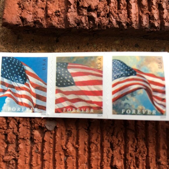 1 Roll of Genuine USPS Forever Stamps (100 Stamps) - Picture 5 of 14